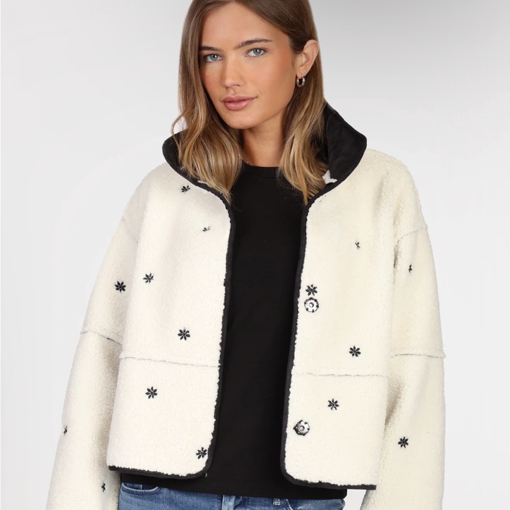 Embroidered Casey Reversible Jacket by Notice (Size Medium)